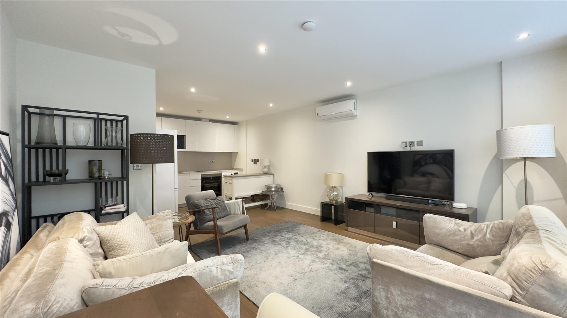 Image of Apartment - 3 Bedrooms - 2 Bathrooms for Sale in Arengos Gardens-Gibraltar, Image 3